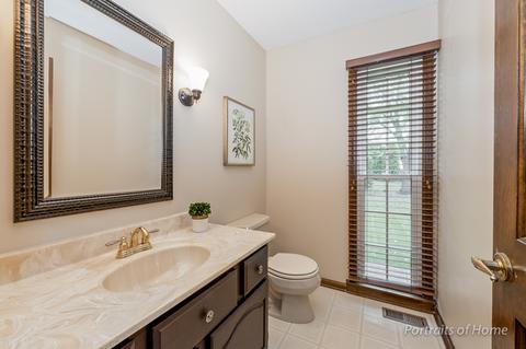 555 Longfellow Dr, Wheaton, IL 60189 photo 21