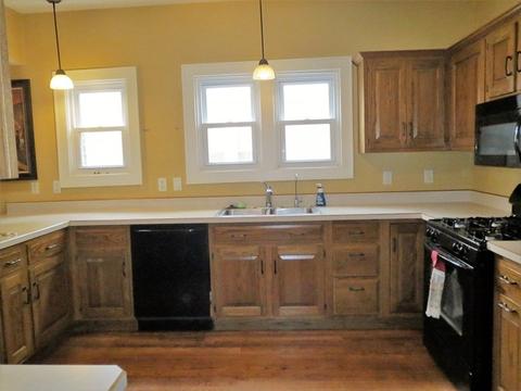 415 E Chamberlin St, Dixon, IL 61021 photo 3