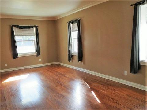 415 E Chamberlin St, Dixon, IL 61021 photo 6