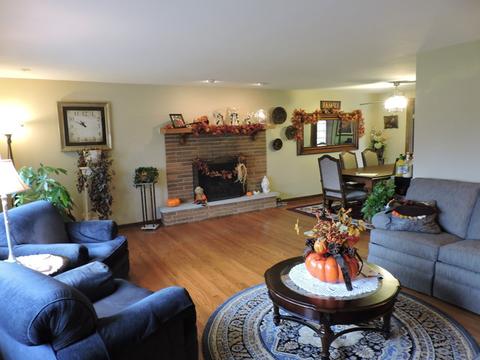 4 N010 Du Page Ave, Addison, IL 60101 photo 6