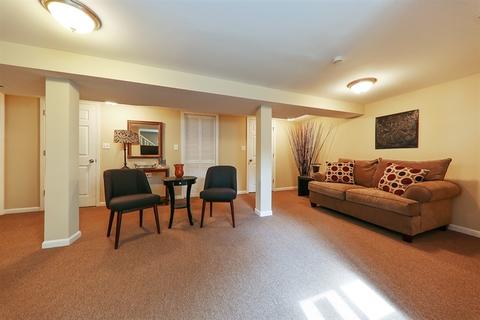 404 Crescent St, Wheaton, IL 60187 photo 15