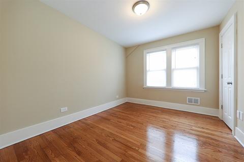 404 Crescent St, Wheaton, IL 60187 photo 10