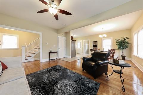 404 Crescent St, Wheaton, IL 60187 photo 7