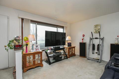 16942 Anthony Ave, Hazel Crest, IL 60429 photo 2