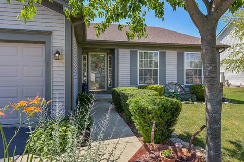 7224 Courtwright Dr, Plainfield, IL 60586 photo 2