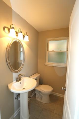 8930 Forestview Rd, Evanston, IL 60203 photo 8
