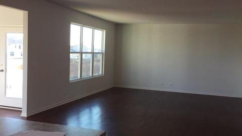 1326 Turfway Ln, Bartlett, IL 60103 photo 5