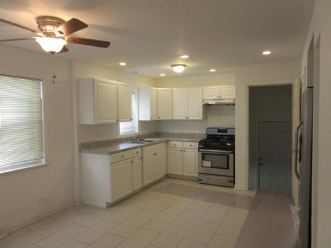 1415 E 91st St, Chicago, IL 60619 photo 13