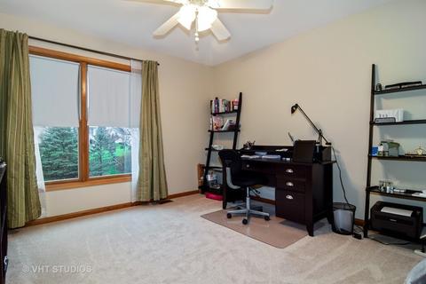 1244 Hunters Rdg E, Hoffman Estates, IL 60192 photo 13