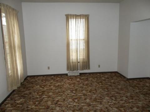 304 E 3rd St, Rock Falls, IL 61071 photo 3