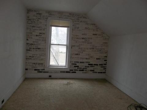 304 E 3rd St, Rock Falls, IL 61071 photo 9