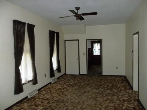 304 E 3rd St, Rock Falls, IL 61071 photo 2