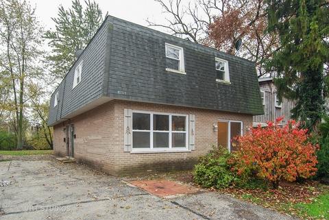 8703 Circle Dr, Brookfield, IL 60513 photo 1