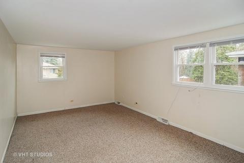 8703 Circle Dr, Brookfield, IL 60513 photo 6