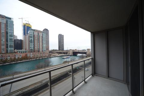 420 E Waterside Dr #308, Chicago, IL 60601 photo 7