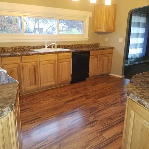 617 E 4th St, Dixon, IL 61021 photo 4