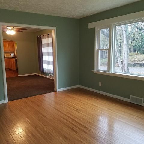 617 E 4th St, Dixon, IL 61021 photo 9