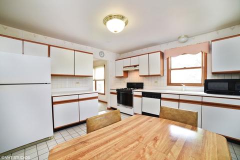 285 Windsor Dr, Bartlett, IL 60103 photo 8