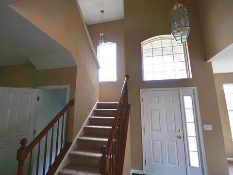 657 Biltmore Dr, Bartlett, IL 60103 photo 8
