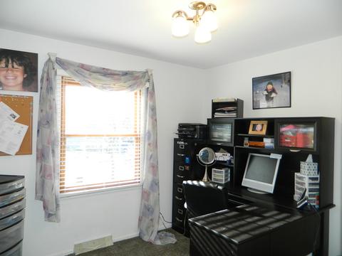 1020 W Firestone Dr, Hoffman Estates, IL 60192 photo 13