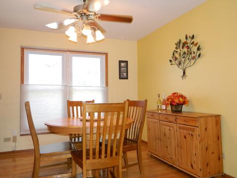 1020 W Firestone Dr, Hoffman Estates, IL 60192 photo 7