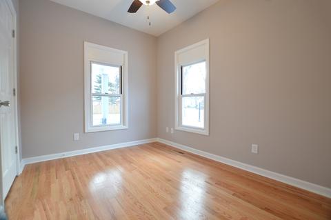 17 E Park St, Plano, IL 60545 photo 6