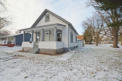 17 E Park St, Plano, IL 60545 photo 2