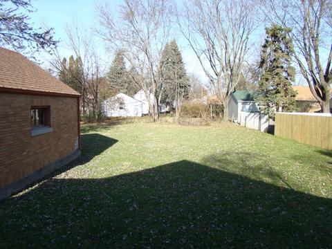 514 Orange St, Elgin, IL 60123 photo 17
