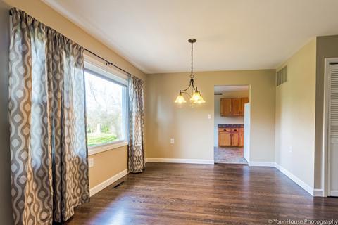 4310 Front Royal Dr, Mchenry, IL 60050 photo 6