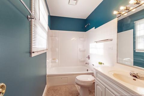 4310 Front Royal Dr, Mchenry, IL 60050 photo 14