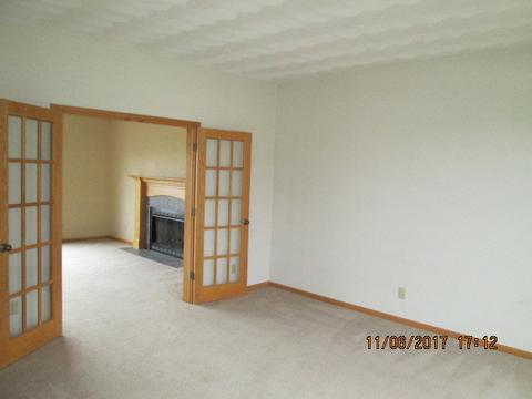 4707 Cabot Ln, Cherry Valley, IL 61016 photo 3