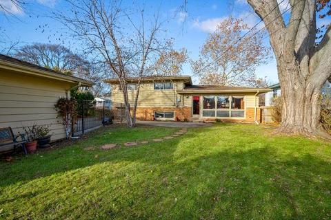 613 Lisa Rd, West Dundee, IL 60118 photo 7