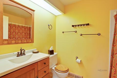 742 W Main St, Cary, IL 60013 photo 19