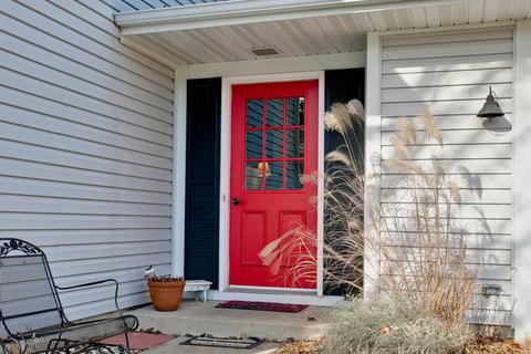 742 W Main St, Cary, IL 60013 photo 2