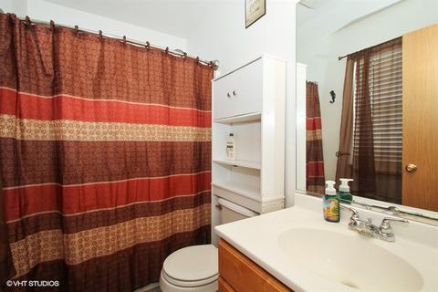 1008 Shawnee Ct, Harvard, IL 60033 photo 7