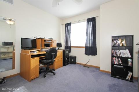 1008 Shawnee Ct, Harvard, IL 60033 photo 9