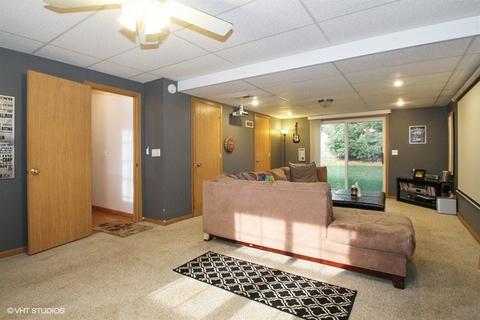 1008 Shawnee Ct, Harvard, IL 60033 photo 12