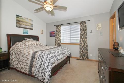 1008 Shawnee Ct, Harvard, IL 60033 photo 6