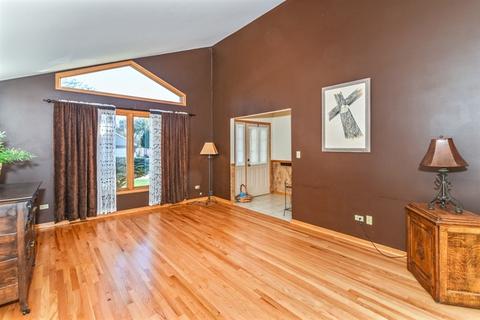 17038 Danielle Ct, Oak Forest, IL 60452 photo 3