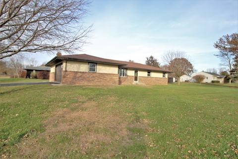 7007 Farmhome Ln, Cherry Valley, IL 61016 photo 2