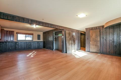 244 E Irving Park Rd, Roselle, IL 60172 photo 18