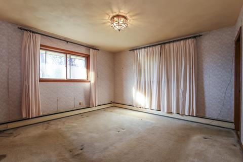 244 E Irving Park Rd, Roselle, IL 60172 photo 11
