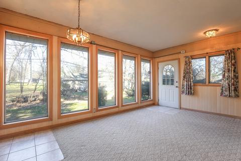 244 E Irving Park Rd, Roselle, IL 60172 photo 8