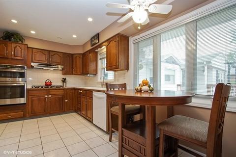 903 Evergreen Ave, Mount Prospect, IL 60056 photo 8