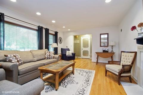903 Evergreen Ave, Mount Prospect, IL 60056 photo 3