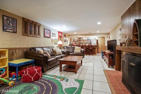 903 Evergreen Ave, Mount Prospect, IL 60056 photo 16