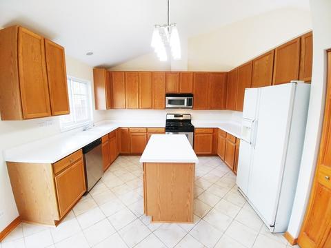 50 Willow Rd, Wheeling, IL 60090 photo 4