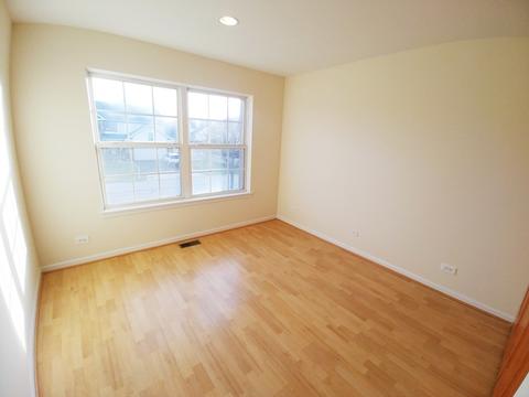 50 Willow Rd, Wheeling, IL 60090 photo 6