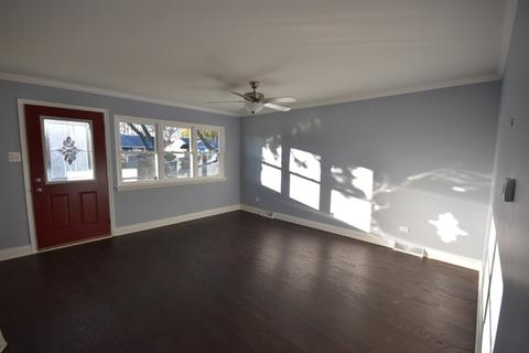 4629 Cracow Ave, Lyons, IL 60534 photo 2