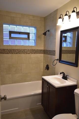 4629 Cracow Ave, Lyons, IL 60534 photo 8